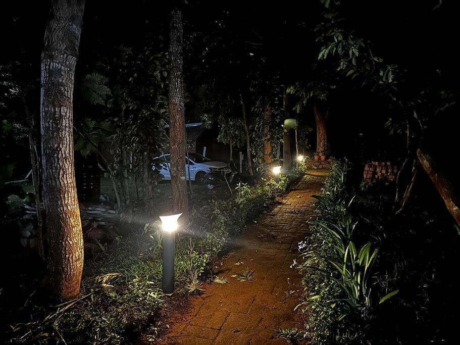 Serenity Farm Stay Hampāpura Exteriér fotografie